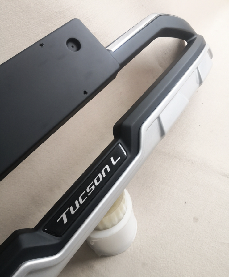 Hyundai CRETA ฮุนได เครต้า สเกิร์ตชุดแต่งรอบคัน ลิ้นหน้า ลิ้นหลังและสเกิร์ตข้าง พลาสติก ABS