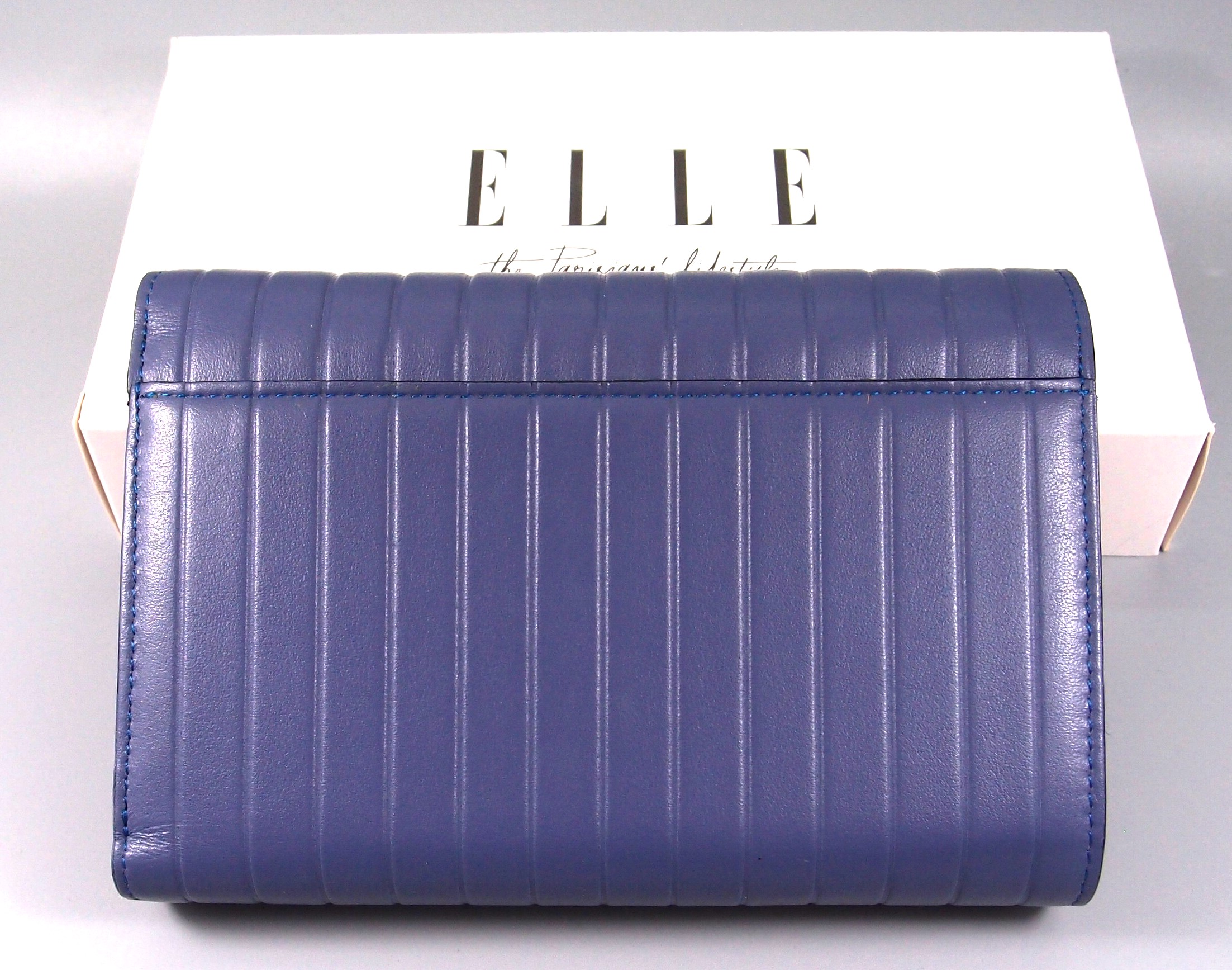 กระเป๋าสตางค์ ELLE คราม ใหม่ แท้