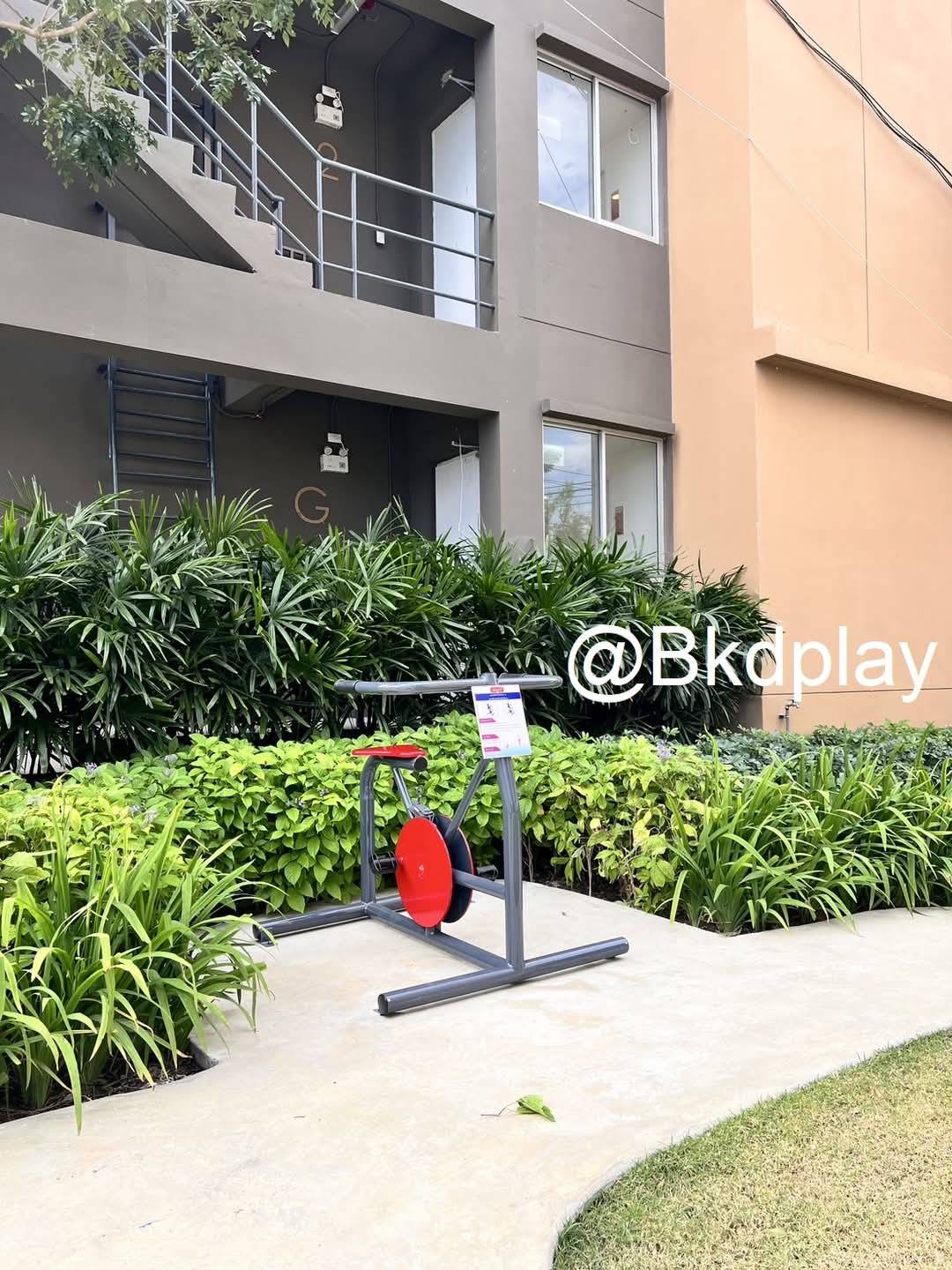 เครื่องออกกำลังกายกลางแจ้ง, อุปกรณ์นั่งปั่นจักรยาน ,สำหรับผู้สูงอายุและบุคคลทั่วไป เครื่องออกกําลังกายกลางแจ้งเทศบาล, เครื่องออกกําลังกายสาธารณะ ,ราคาโรงงาน สินค้าผลิตในไทย สั่งทำตามสีที่ต้องการได้
