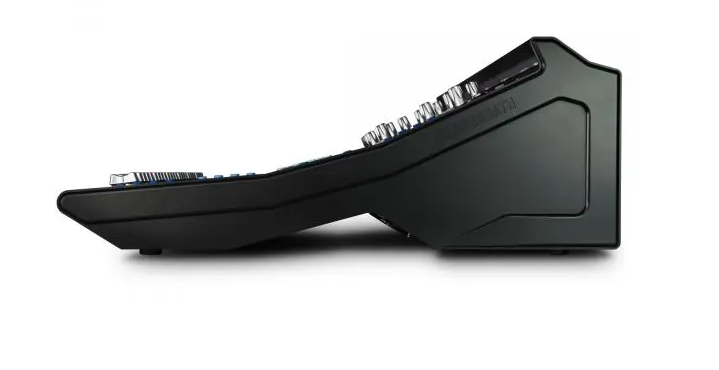 ALLEN & HEATH SQ-6 48-CHANNEL/36-BUS DIGITAL MIXER