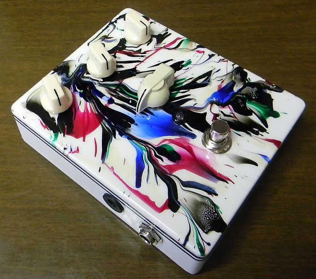 Bob Burt GR8T - Distortion No.196