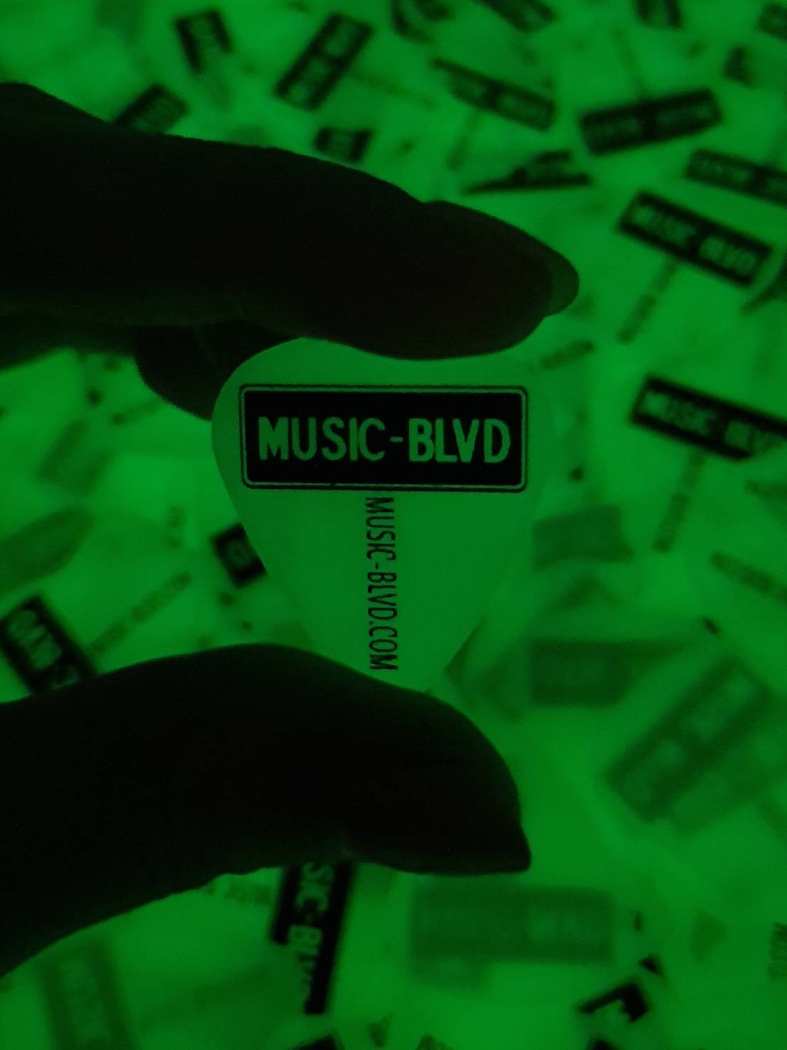 ปิ๊กกีตาร์ BLVD Picks GWD94 เรืองแสง ความหนา .94 mm. (Set of 6) Made in USA.