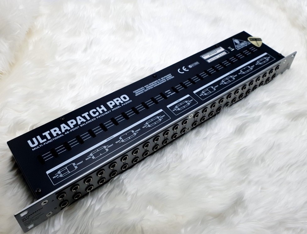 Behringer Ultrapatch Pro PX3000 48-point 1/4