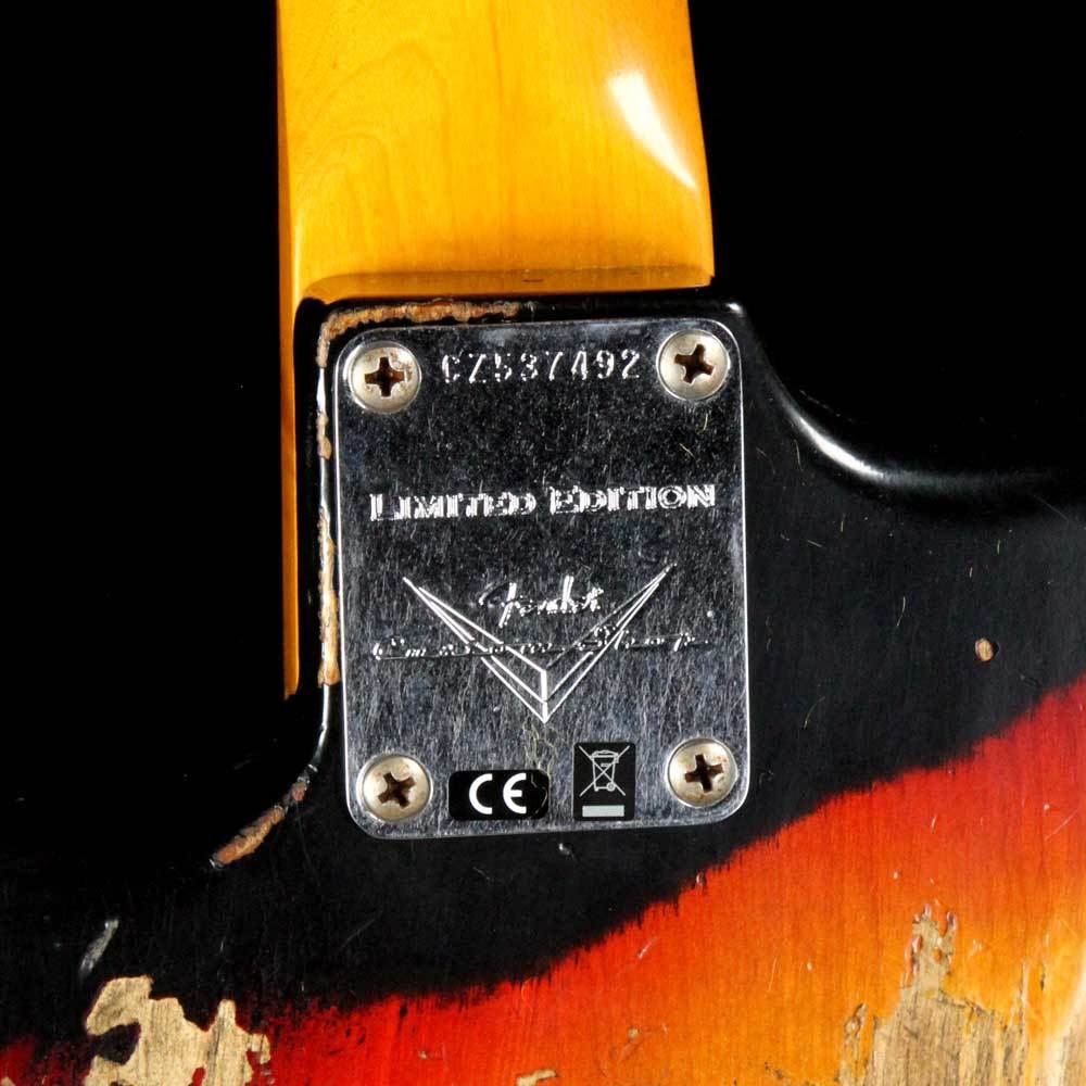 Fender Custom Shop 62 Stratocaster Heavy Relic - Black Over 3-Tone Sunburst