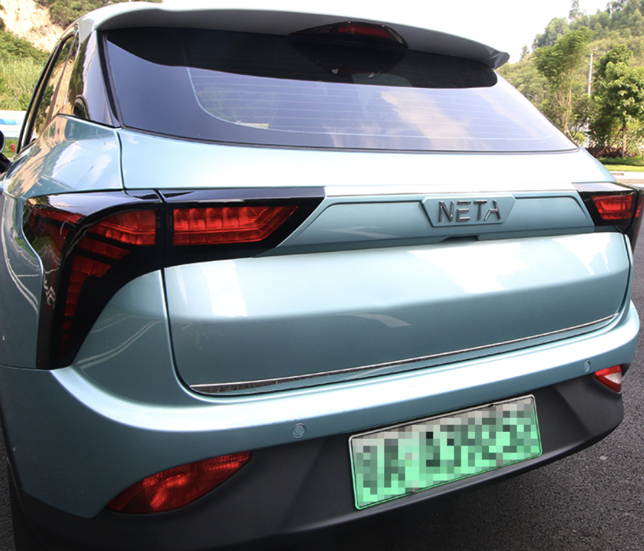 คิ้วโครเมี่ยมรถยนต์ คิ้วโครเมี่ยมตกแต่งคิ้วกระจก กันชนหน้าและหลังยาว สำหรับรถยนต์ไฟฟ้า NETA V , NETA V pro