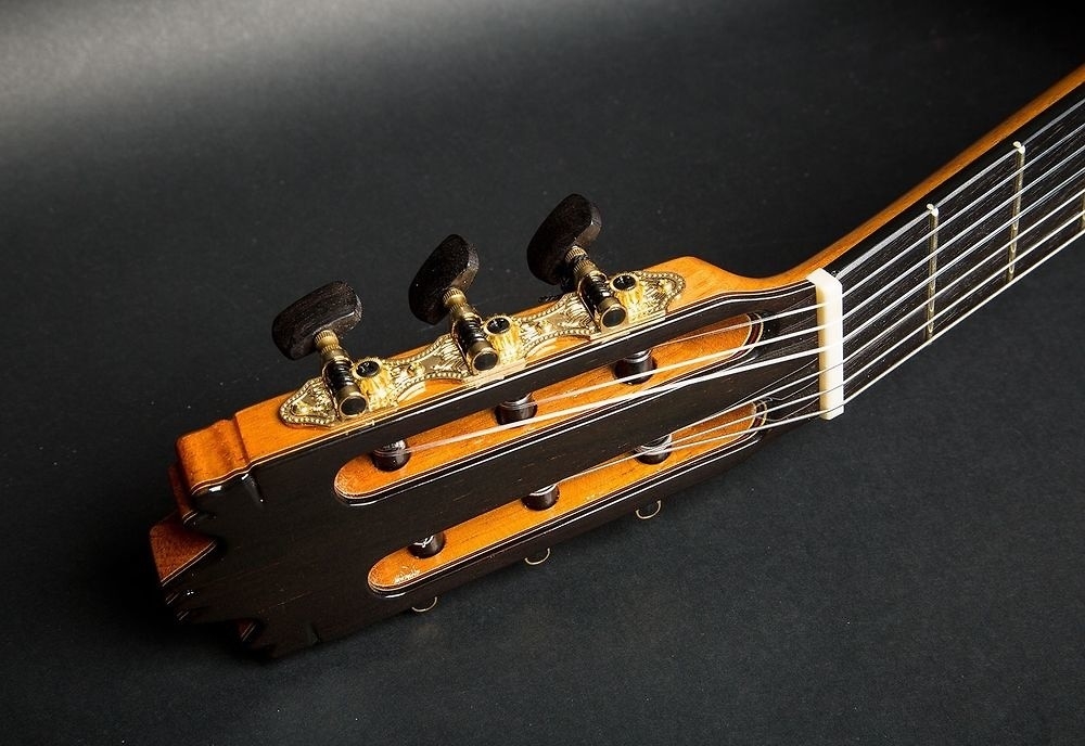 RAIMUNDO HAND MADE SPANISH FLAMENCO MODEL 160