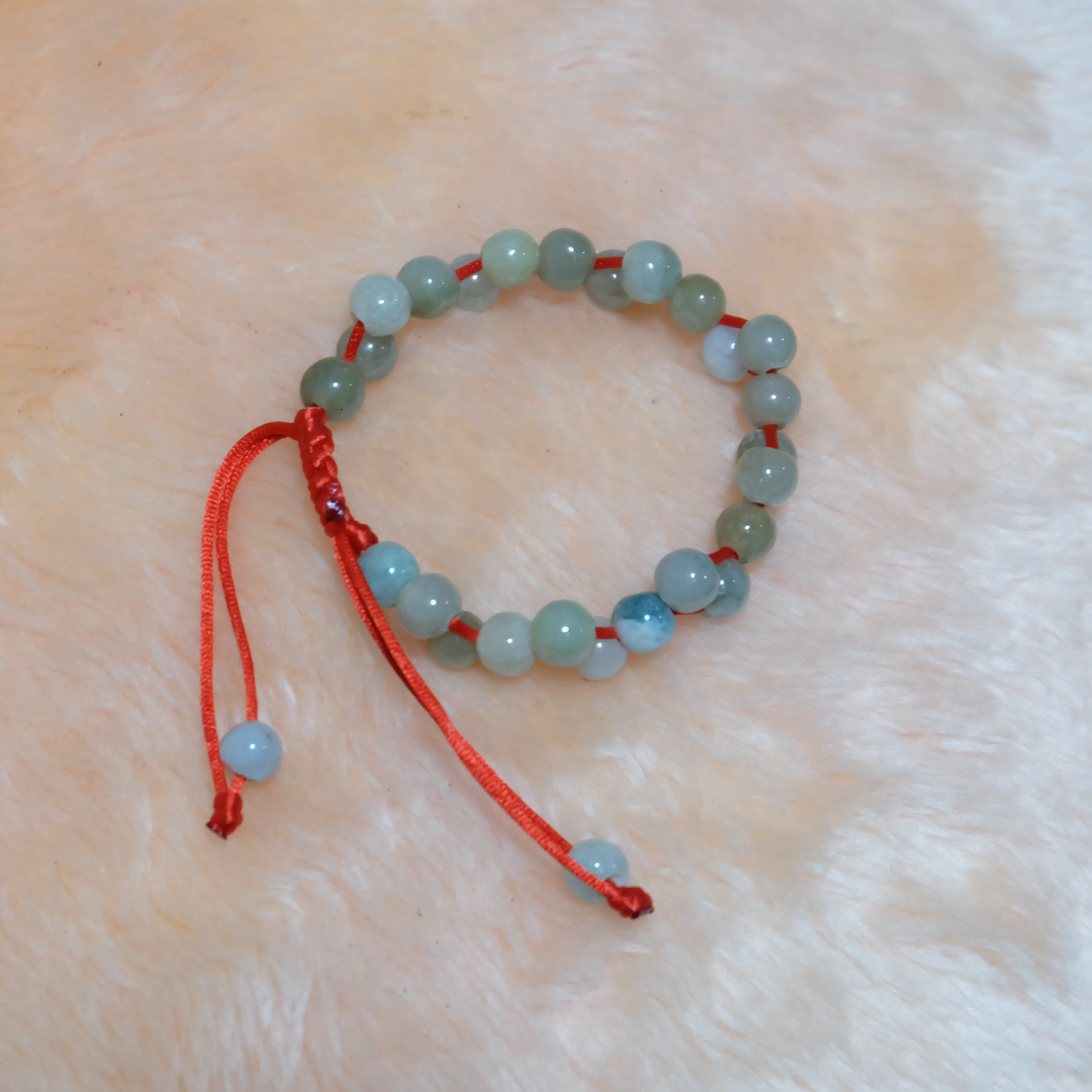 สร้อยข้อมือเชือกถักลูกปัดหยกแท้คละสี รุ่นBC540