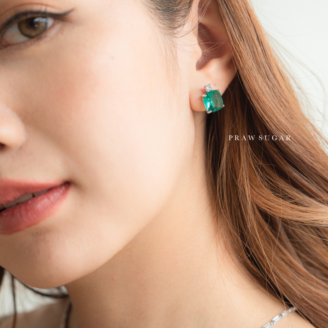 ต่างหูคลาสซี่คริสตัลแบบติดหู - Classy Crystal Stud Earrings (มี 9 สี) (ก้านเป็นเงินแท้) **มีสีใหม่