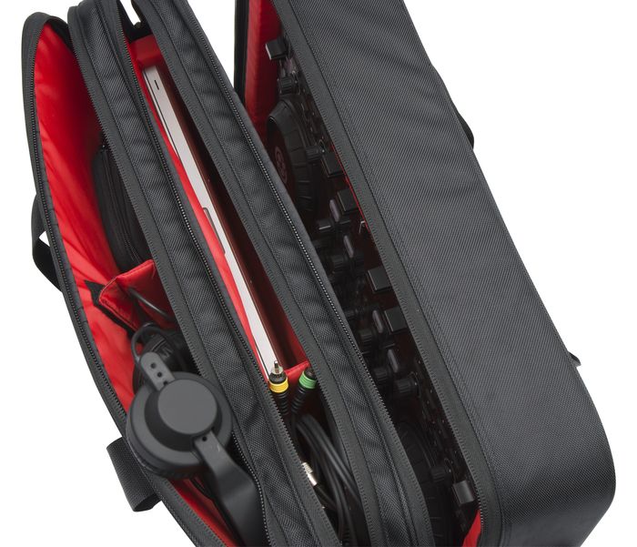 MAGMA Digi Control Bag XL fits Kontrol S4 / MC-6000