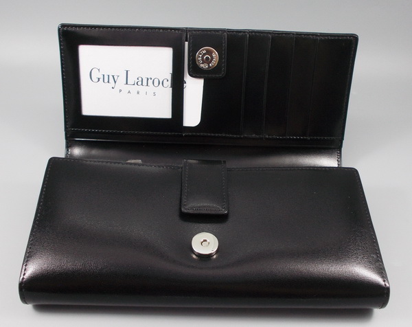 กระเป๋าสตางค์ Guy Laroche ดำ ใหม่ แท้