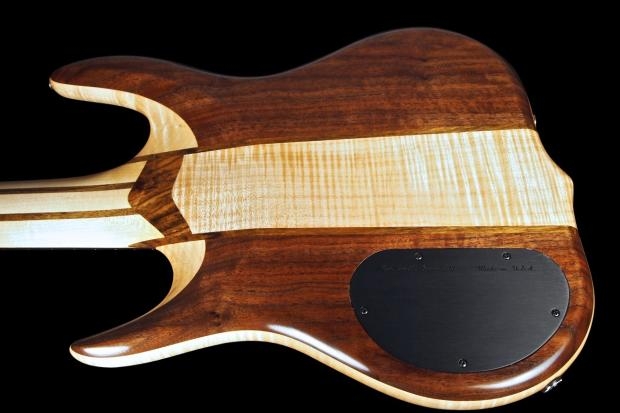 Ken Smith 2016 5TNV 5-String Bass Figured Walnut w/ 18v Preamp - Oil