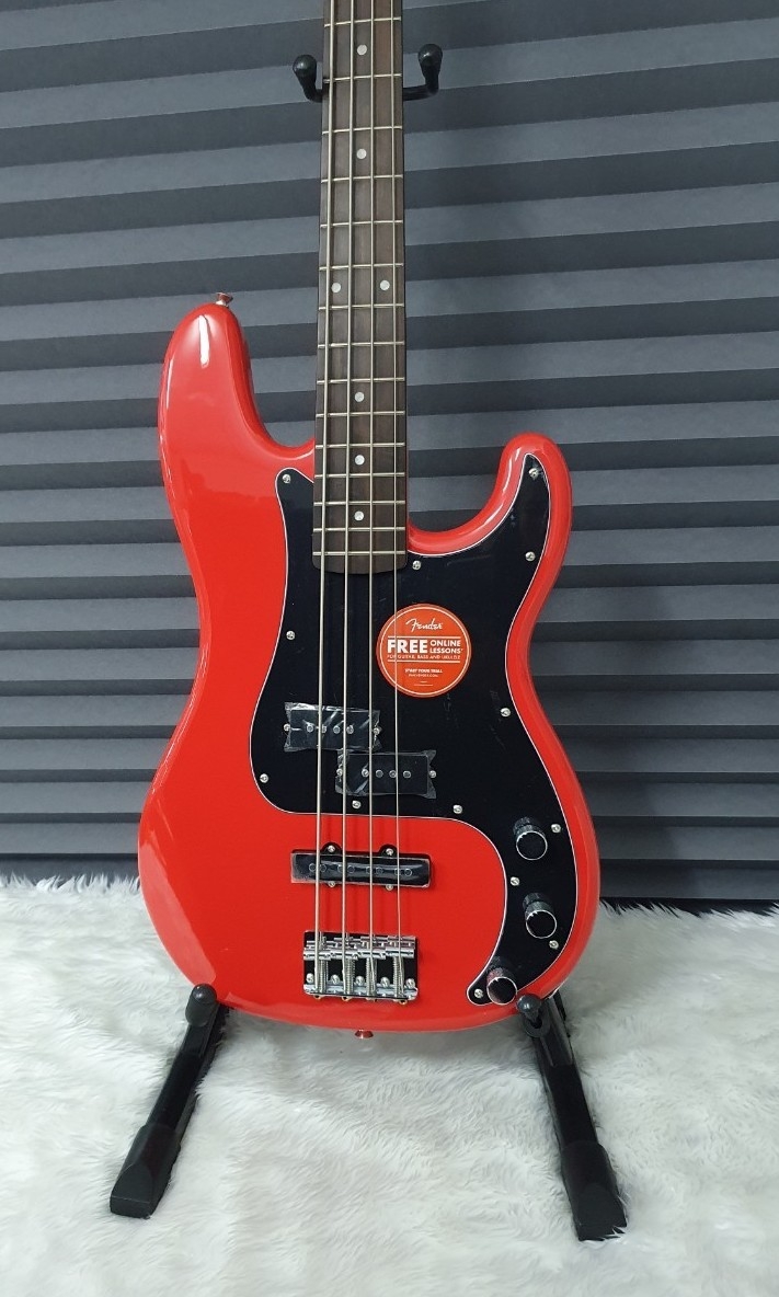 Squier Affinity Series Precision Bass PJ, Rosewood Fingerboard