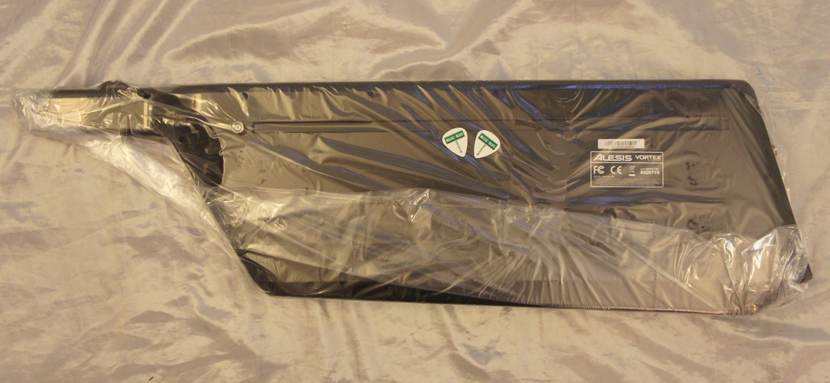 Alesis Vortex Wireless USB Keytar Controller with Accelerometer