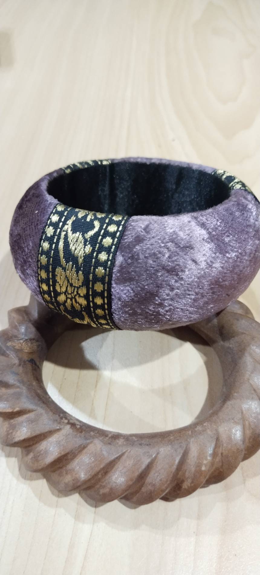 กำไลแขนงานไม้ คละแบบคละลาย ราคาส่ง