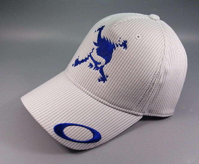 หมวก OAKLEY SKULL SEERSUCKER CAP White 911813JP-100