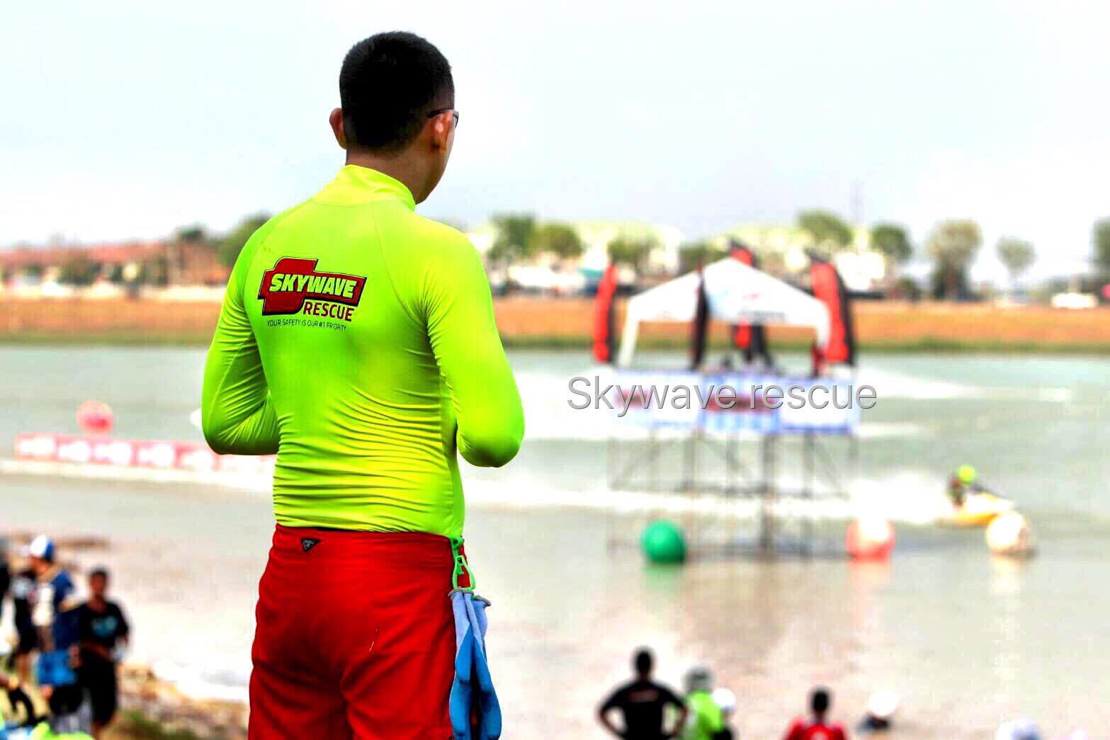 เสื้อกันแดดคอเต่า