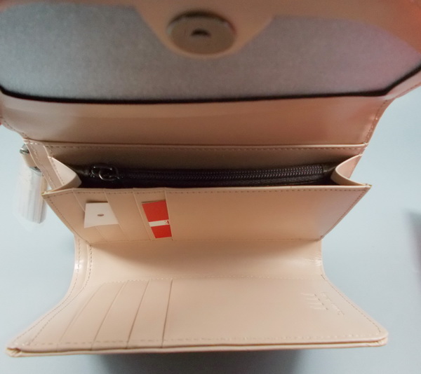 กระเป๋าสตางค์ ELLE เบจ ใหม่ แท้