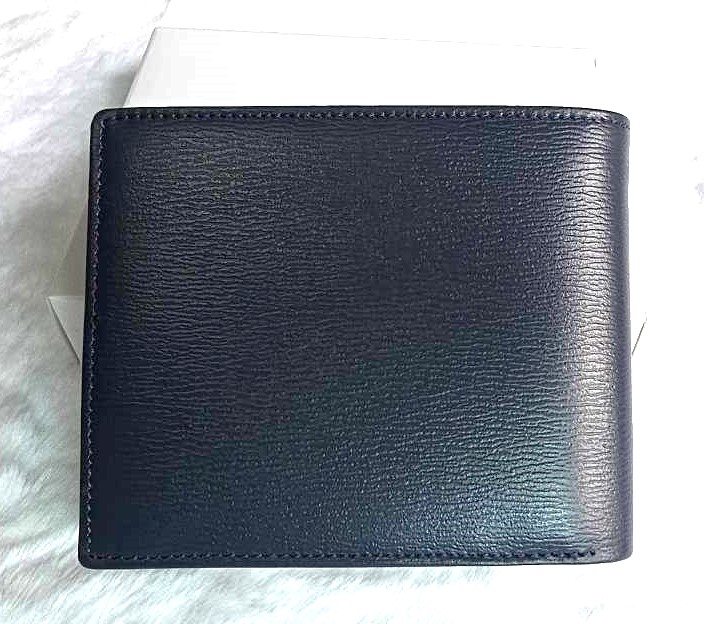 กระเป๋าสตางค์ Guy Laroche กรมท่า มีช่องเศษสตางค์ ใหม่ แท้