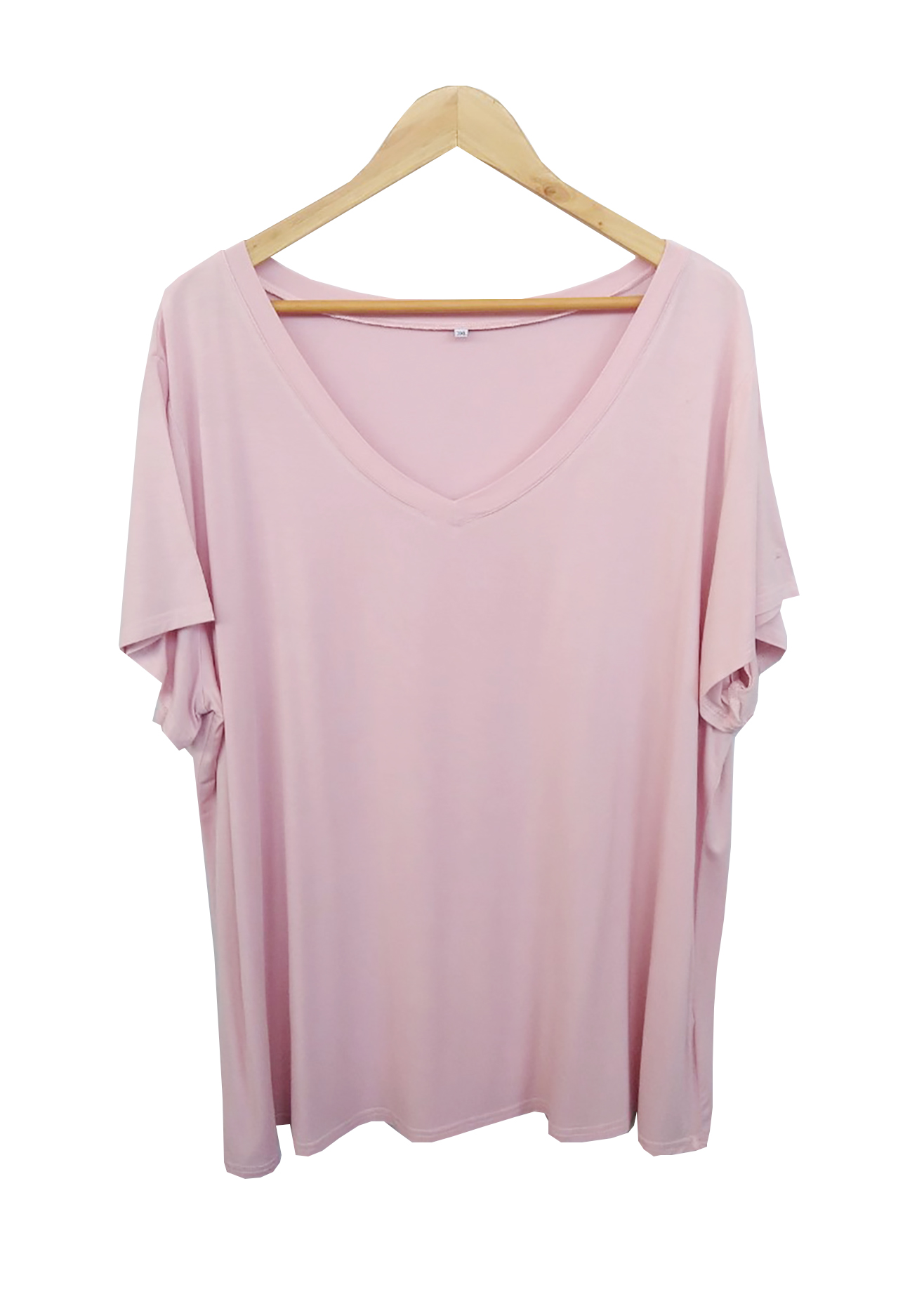 เสื้อมือสอง คอกว้าง ผ้ายืดสีชมพูซีด แขนสั้น มีรอยเปื้อนจุดที่แขนซ้ายด้านหลัง ตามรูป อก 52-54 นิ้ว