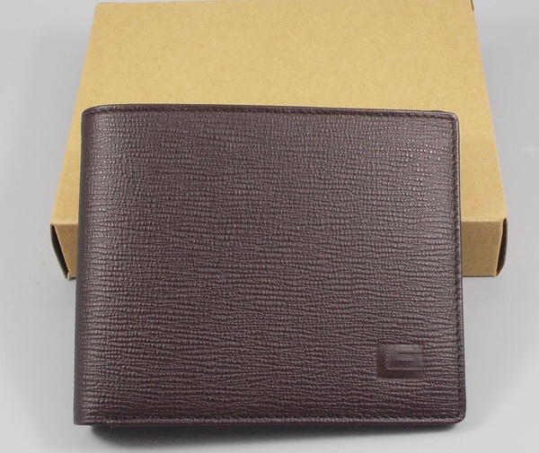 กระเป๋าสตางค์ Guy Laroche ดาร์คช็อคโกแลต ใหม่ แท้