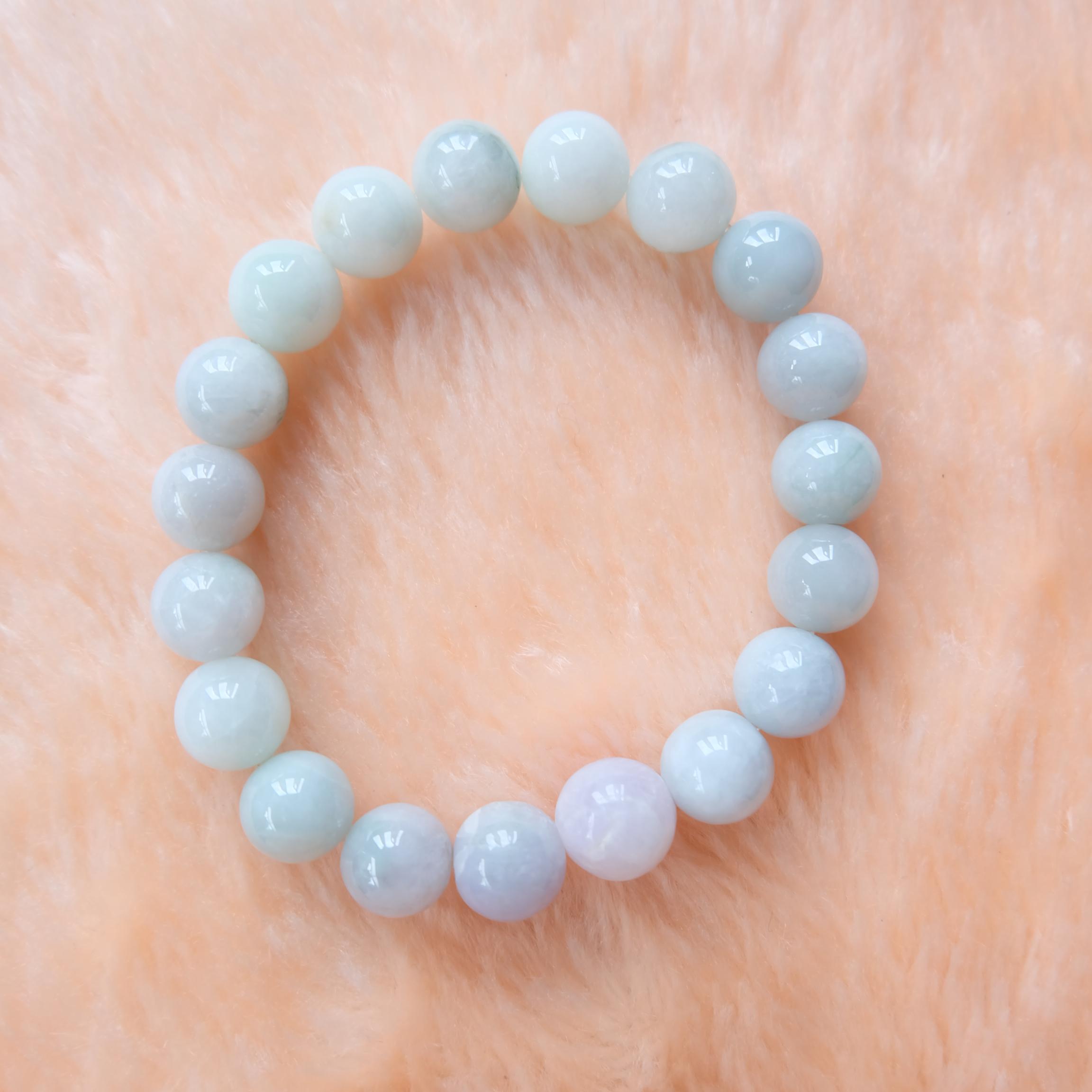 สร้อยข้อมือลูกปัดหยกแท้ ขนาด 10 มิล สีขาวอมม่วง