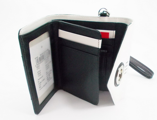 กระเป๋าสตางค์ ELLE ดำ-ขาว ใหม่ แท้