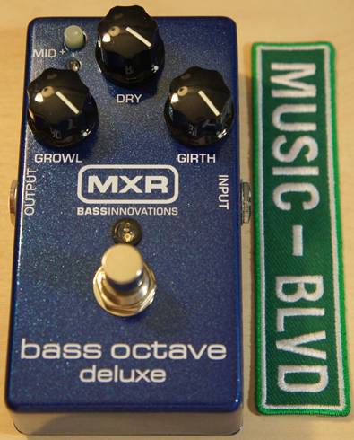 MXR M288 Bass Octave Deluxe Effects Pedal (Blue Sparkle)