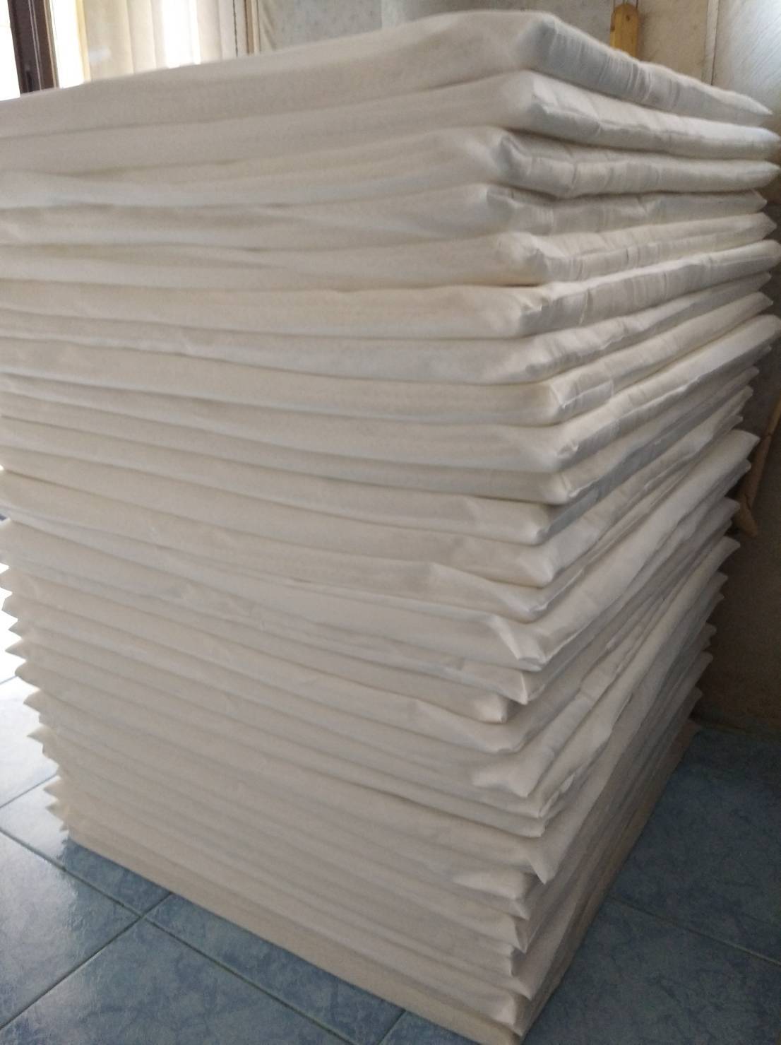 วิถีพุทธ อาสนะยางพารา อาสนะพระ เบาะนั่งสมาธิ เบาะรองนั่งปฏิบัติธรรม อาสนะยางพาราหุ้มหนังเทียม ขนาด 60 ซม.x60ซม.หนา 1 นิ้ว