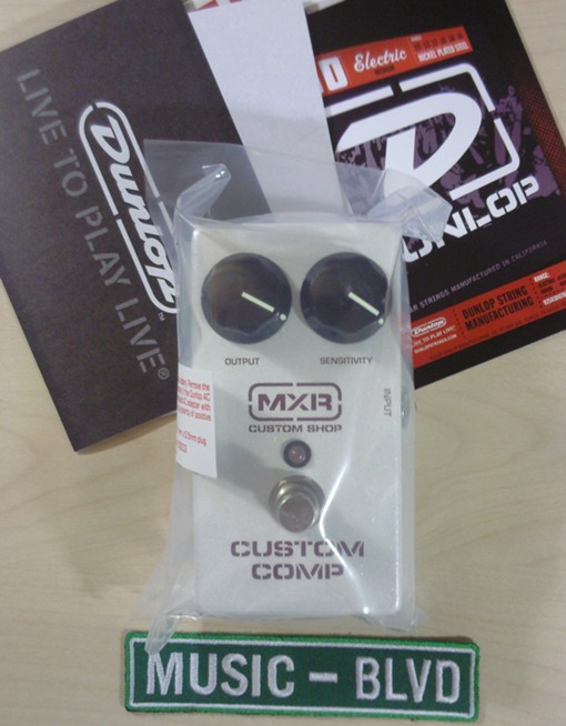 MXR Custom Shop CSP202 Custom Comp Compressor Guitar Effects Pedal