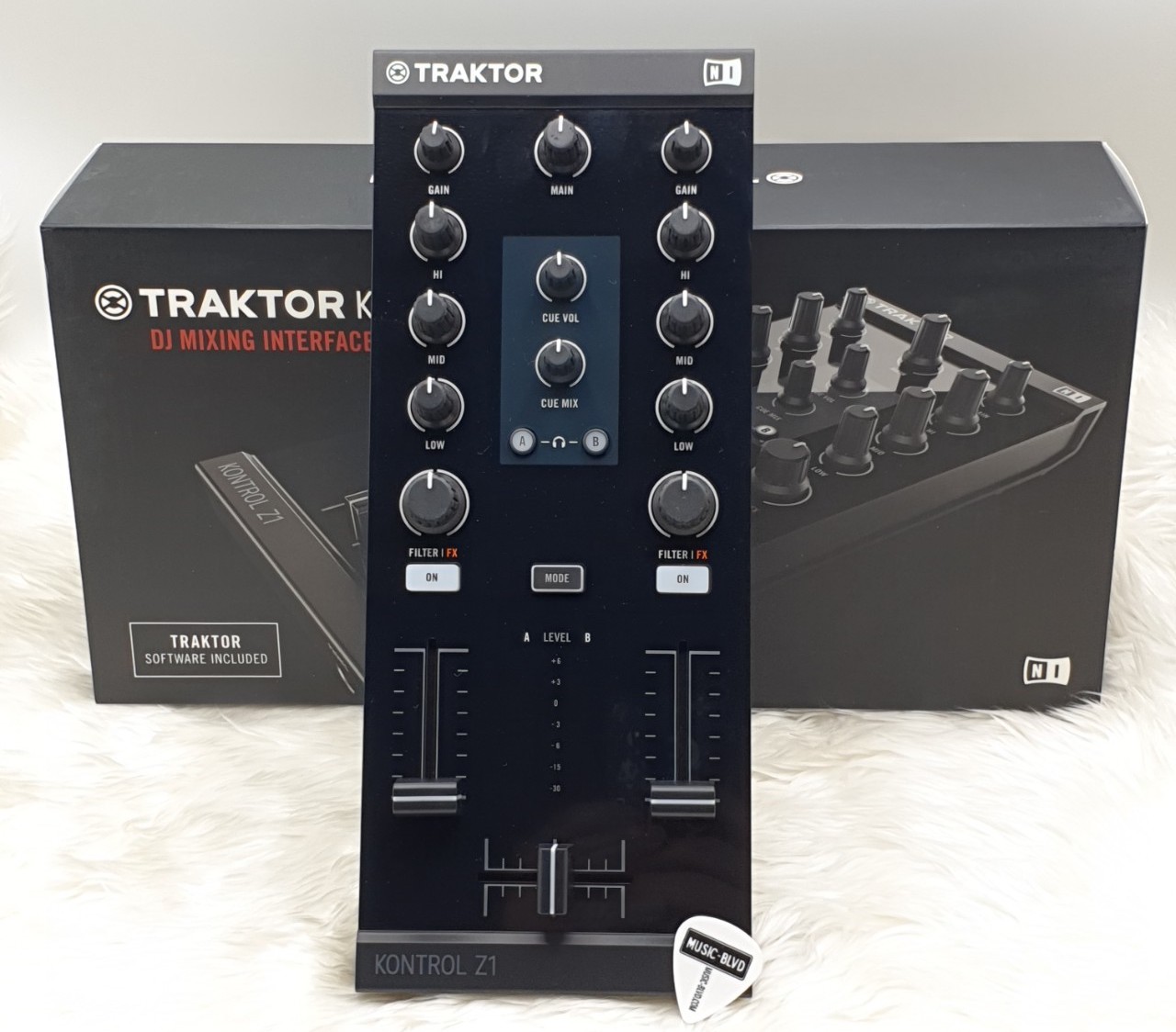 Native Instruments Traktor Kontrol Z1 DJ Mix Controller