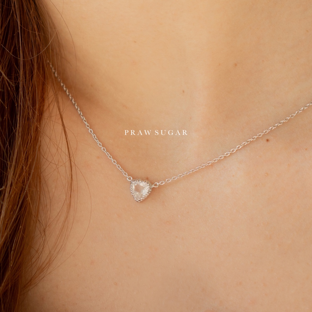 Heart Shape Gemstone Necklace - สร้อยคอจี้พลอยแท้ทรงหัวใจ (เรือนสร้อยเงินแท้)