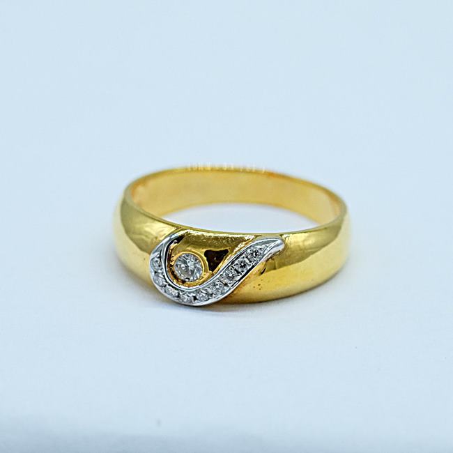 แหวนเพชรสำหรับสุภาพบุรุษ