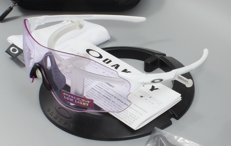 OAKLEY EV ZERO PATH Polished White w/ Prizm Low Light OO9308-2138