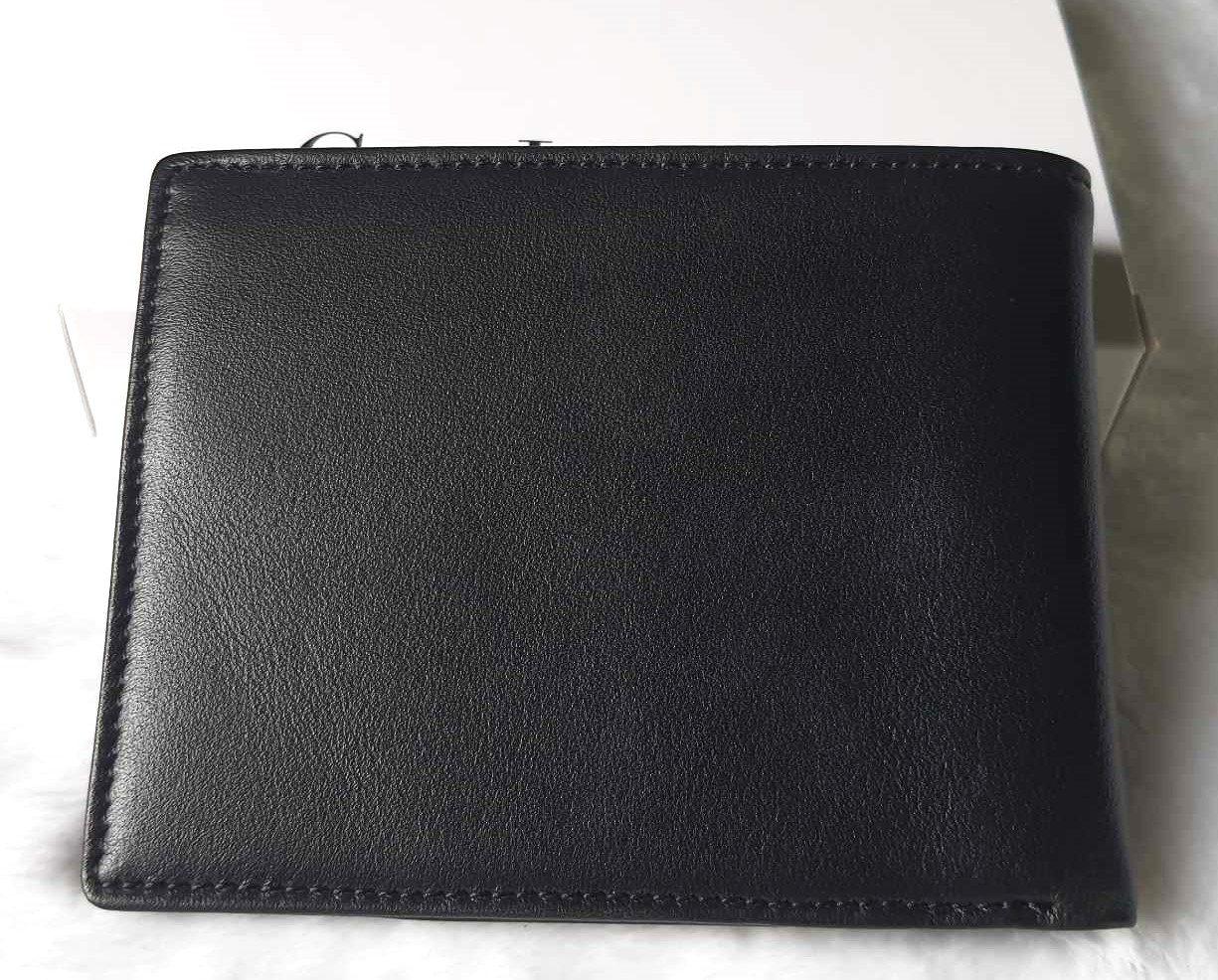 กระเป่าสตางค์ Guy Laroche ดำ ใหม่ แท้