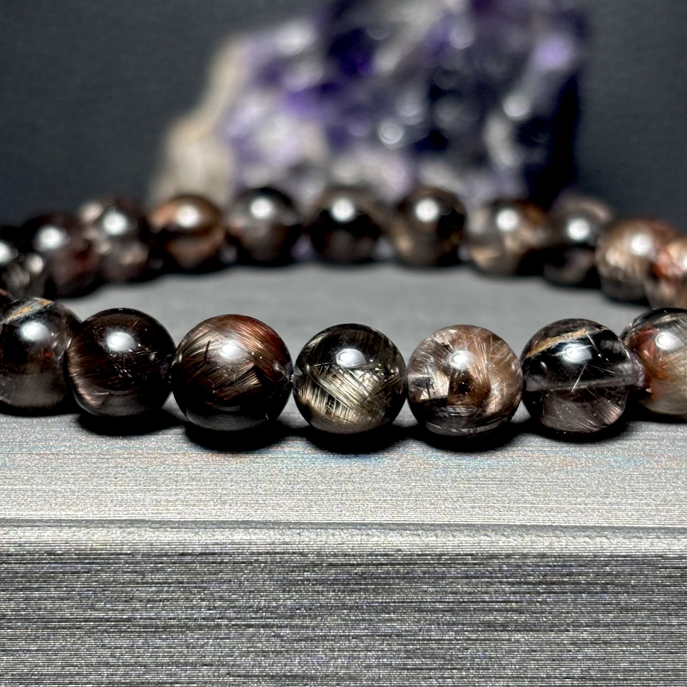 ข้อมือหิน ไหมแพลตตินัม