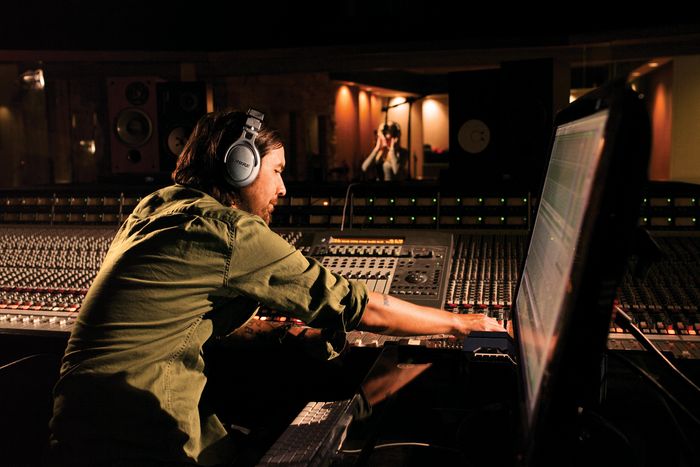 Shure SRH940 Professional Reference Headphones