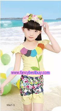 ชุดว่ายน้ำเด็กหญิง แบบ 2 ชิ้น เสื้อ+กางเกง สีเหลือง มีขนาด L, XL, XXL