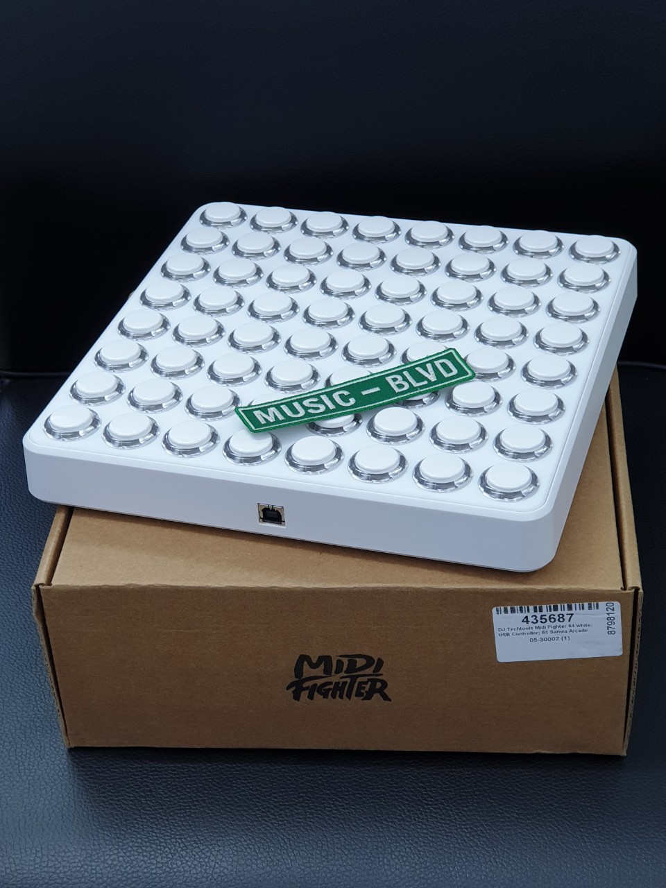 DJ Techtools Midi Fighter 64 white - Music Boulevard บริษัท