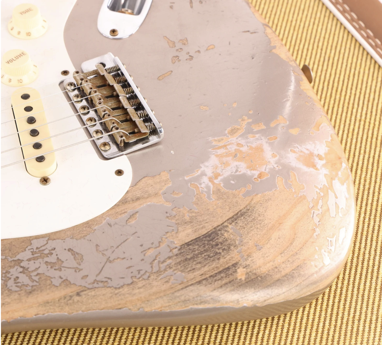 Fender Custom Shop 1956 Stratocaster Super Heavy Relic Faded Shoreline Gold