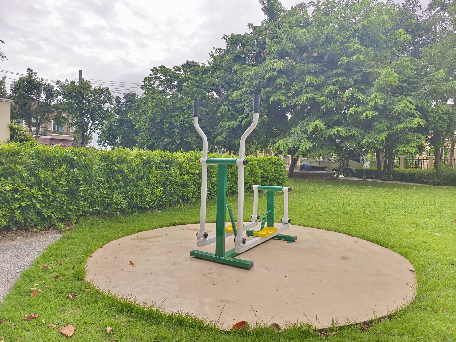 เครื่องบริหารขา-สะโพก-หัวไหล่ (แบบโยก-เดินสลับเท้า) เครื่องออกกำลังกาย, กลางแจ้ง, ลานกีฬา, อเนกประสงค์, สนามกีฬา สั่งผลิต7-15วัน