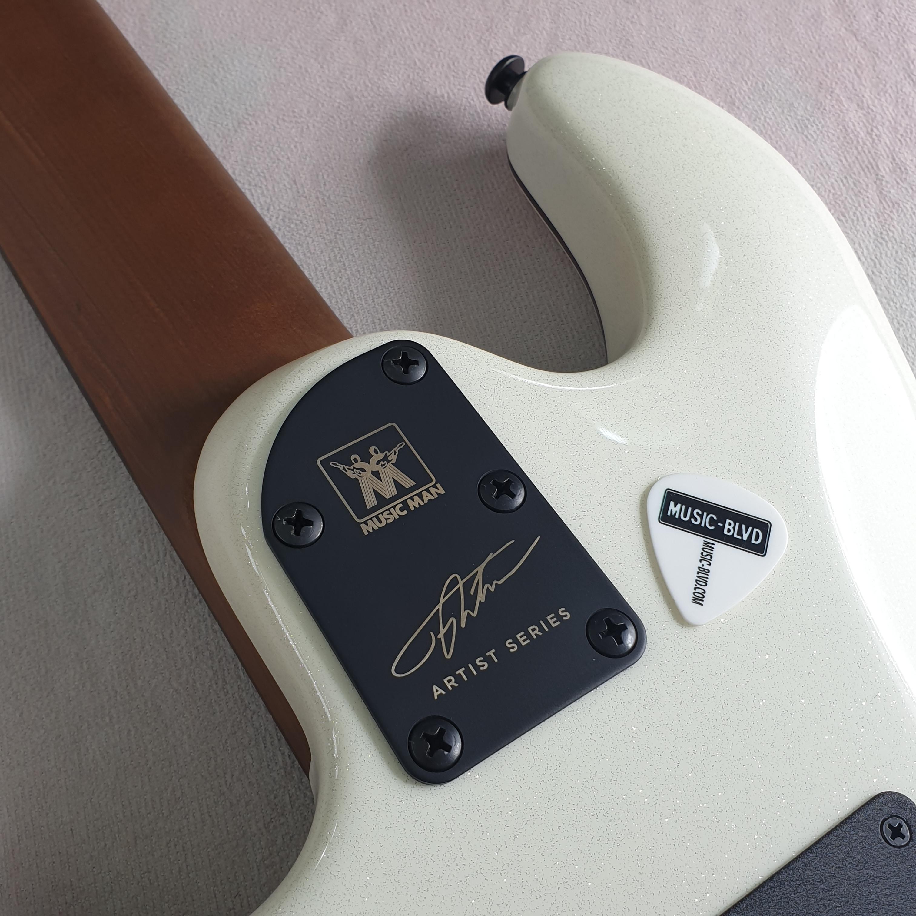 Ernie Ball Music Man Jason Richardson 7-String Cutlass Empress White