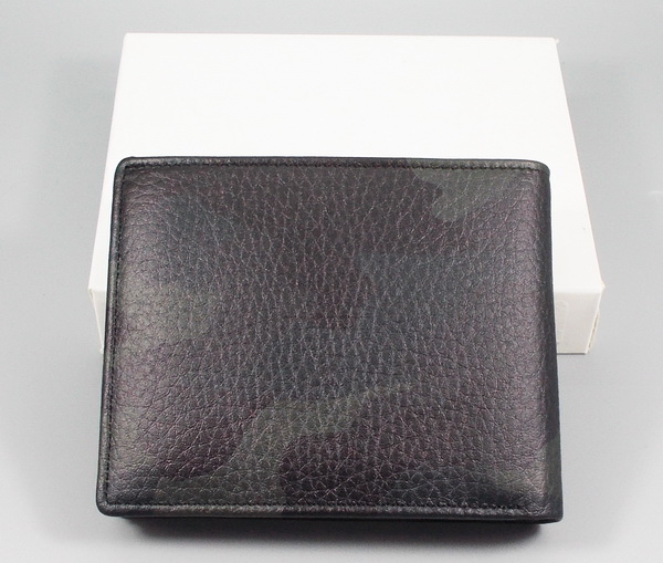 กระเป๋าสตางค์ Guy Laroche ลายพราง ใหม่ แท้