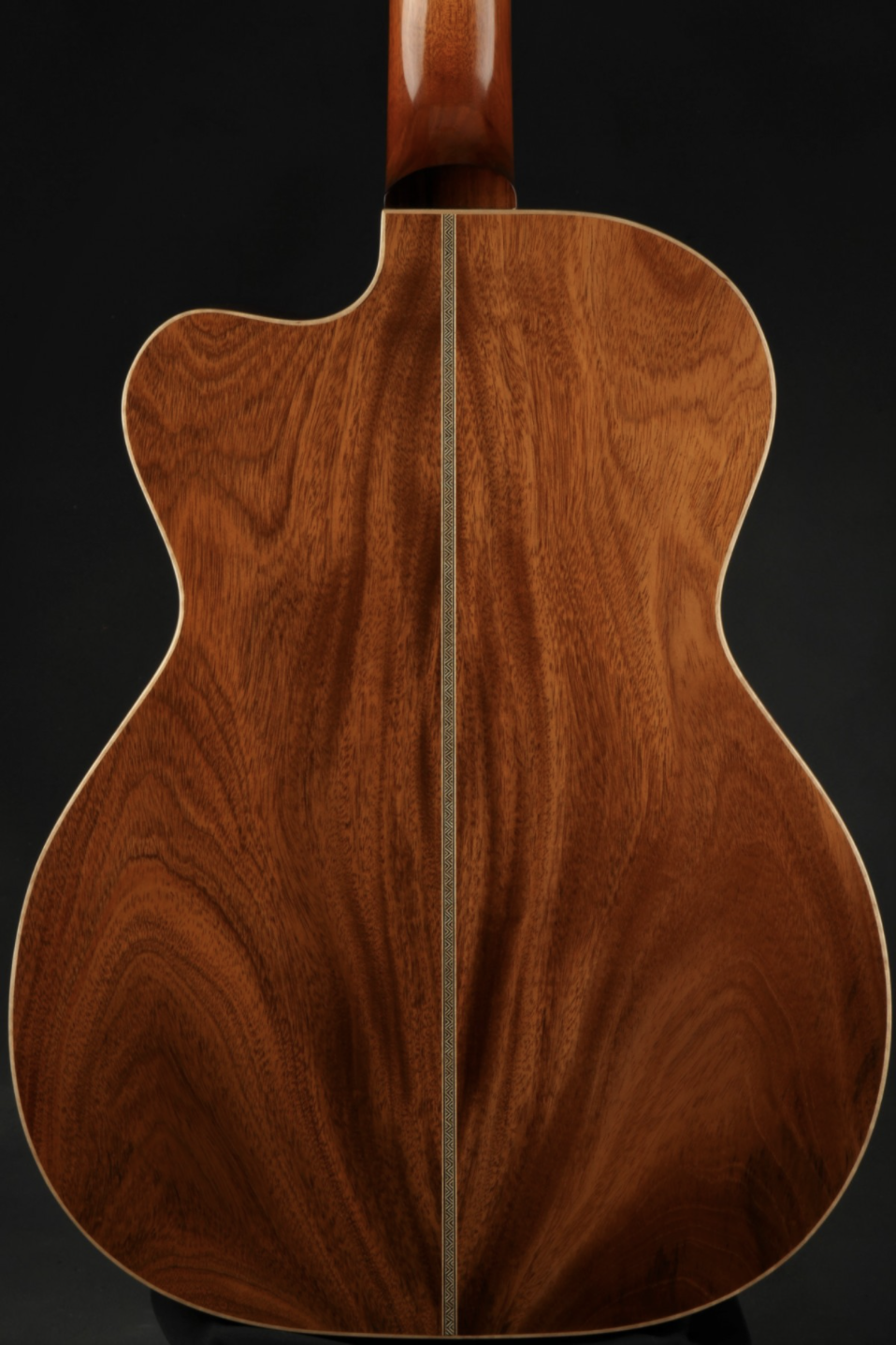 Jeff Jewitt OM Cutaway Deep Body - Venetian – Sinker Mahogany/Spruce