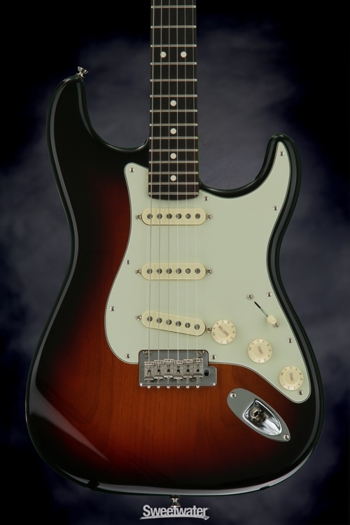 Fender American Professional Stratocaster - 3-color Sunburst with Rosewood Fingerboard
