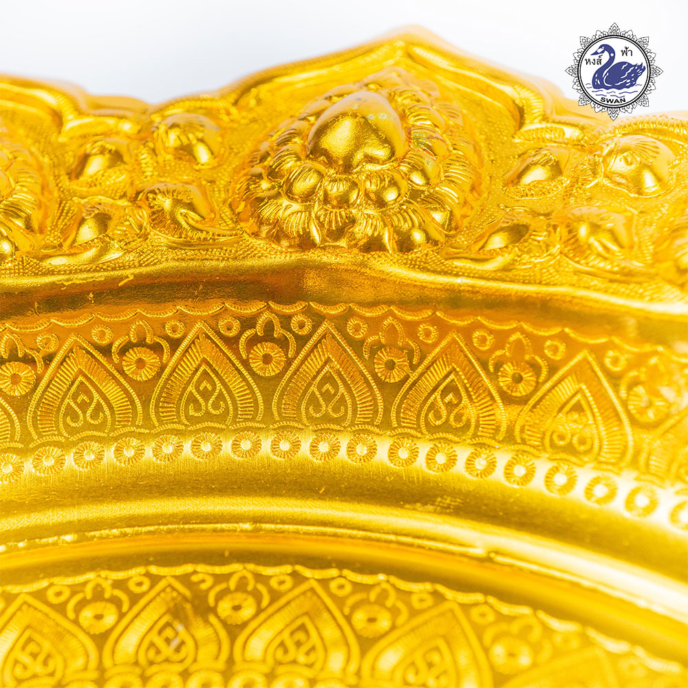 Aluminum Gold Sun-like Pedestal 36 cm.