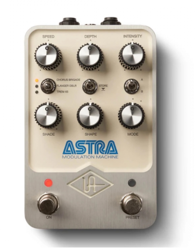 Universal Audio Astra Modulation Machine Effects Pedal Cream