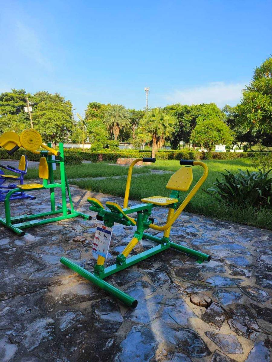 ชุดเครื่องออกกำลังกายกลางแจ้ง15รายการ โปรโมชั่น 429,900 สนามกีฬา, เครื่องออกกำลังกายผู้ใหญ่, เครื่องออกกำลังกายสวนสาธารณะ หมู่บ้าน,Exercise equipment outdoor , OutdoorPlayground ,ราคาโรงงาน