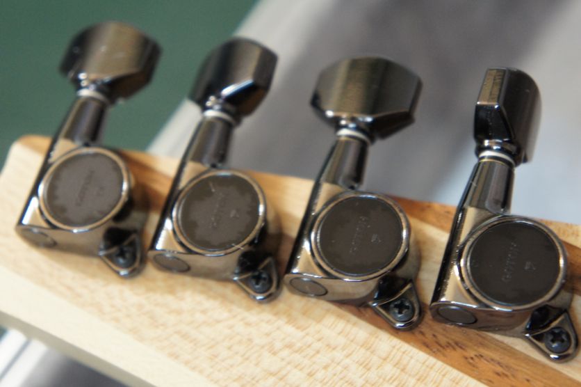 Ibanez UV77 RE Steve Vai Signature Electric Guitar (Swirl)