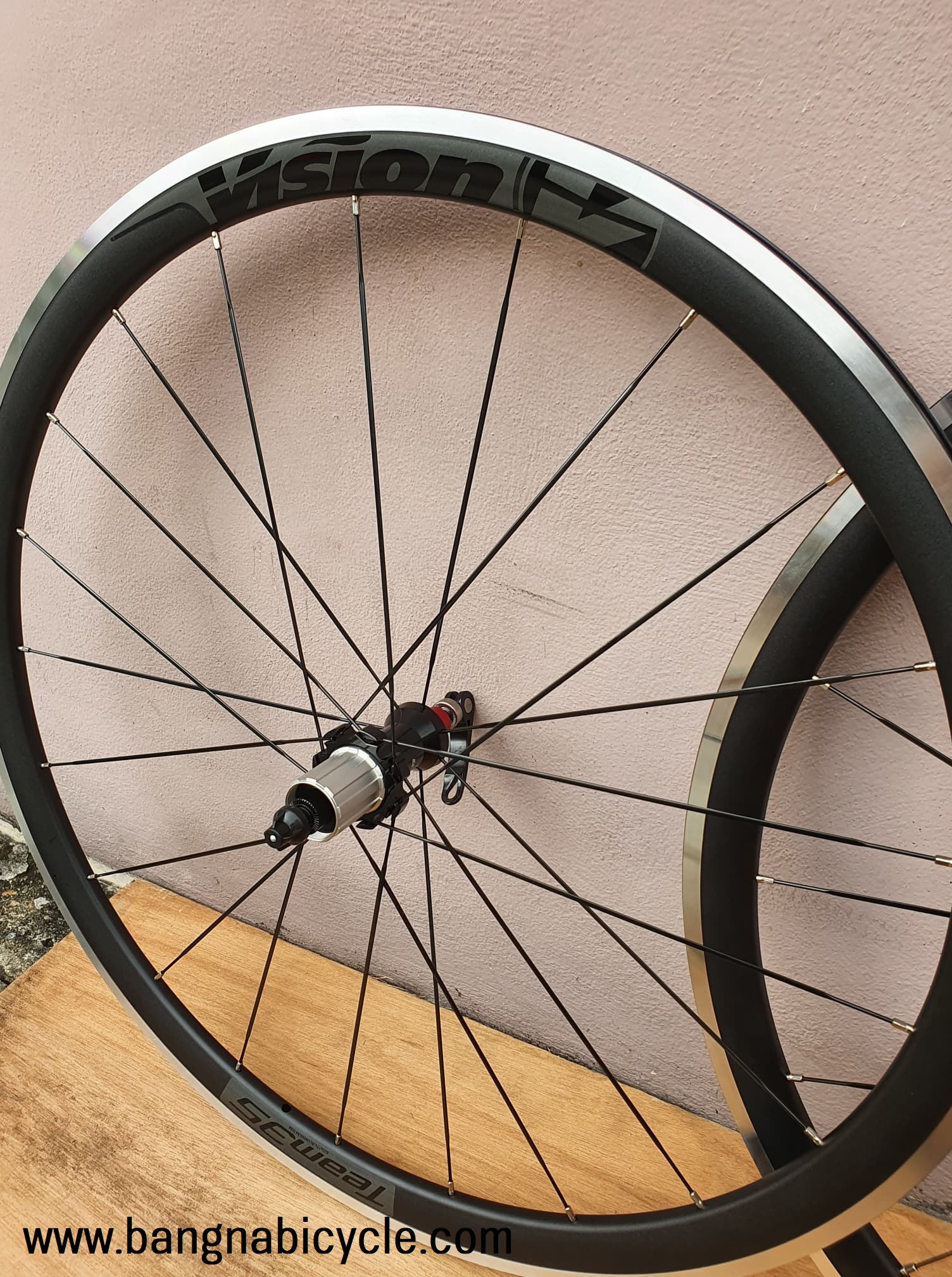 (หมด)[SALE 55%] ชุดล้ออลูมิเนียม Vision Team 35 700c