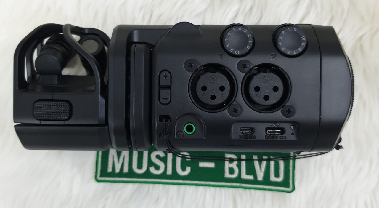 Zoom Q8n-4K Ultra High-definition Handy Video Recorder